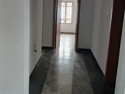 Luxury 3 Bedroom Flat with a Room BQ