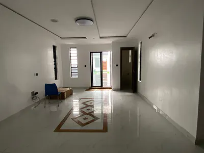 Newly Built 2 Bedroom Apartment