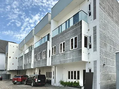 Luxury 4 Bedroom Duplex