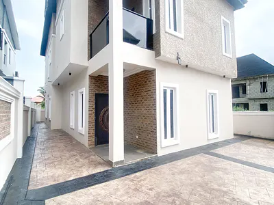A Newly Built Spacious 4 Bedroom Fully Detached Duplex