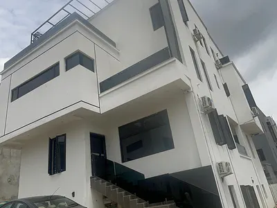 Luxury 5bedrooms Detached Duplex with BQ