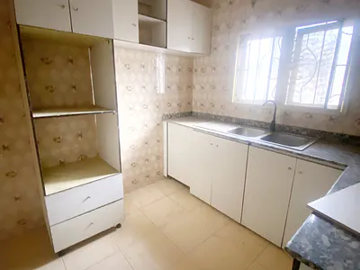 A Well Maintained Spacious 3 Bedroom Flat