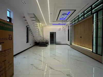 5 Bedroom Fully Detached Duplex