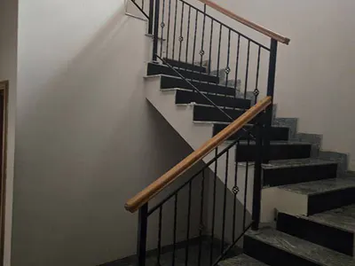 (6) Bedroom Detached House