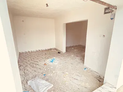 Multiple Shop & Office Space