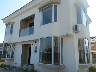Luxury 4 Bedroom Semi-Detached Duplex with 1 Room BQ
