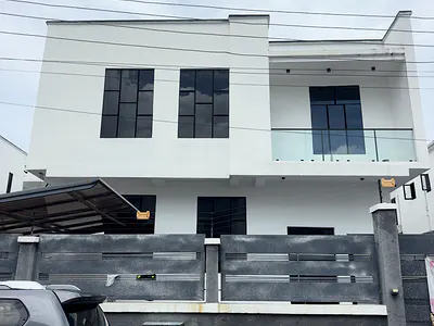 5 Bedroom Detached Duplex with BQ