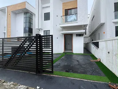 Luxury Detached