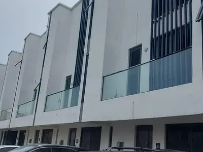 4 Bedroom Terrace with BQ