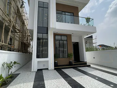 Finely Crafted 5 Bedroom Fully Detached Duplex +BQ, Gazebo and Pool