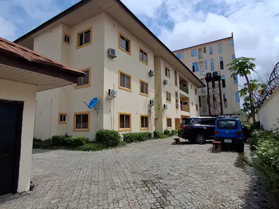 3bedroom Apartment with Spacious Rooms
