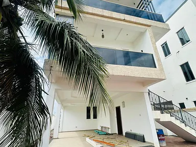 4 Bedroom Detached Duplex at Magodo GRA 2