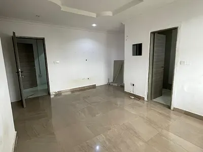 Spacious Room Self-Contained in a Serviced Apartment