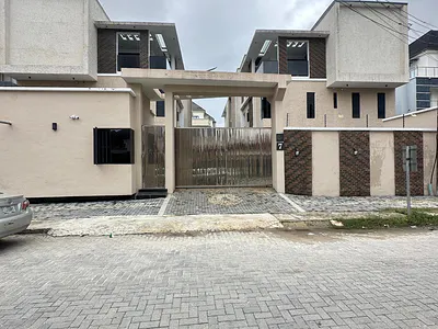 4bedroom Terrace Duplex with BQ in Lekki Phase One