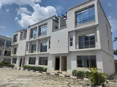 Well Finished 3 Bedroom Terraced Duplex with BQ