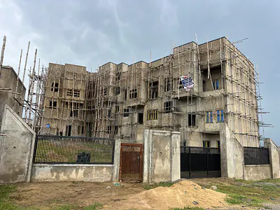 4 Bedroom Terrace with a BQ