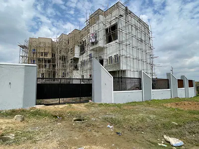4 Bedroom Terrace with a BQ