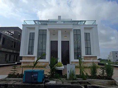 Newly Built 5 Bedroom Mansion