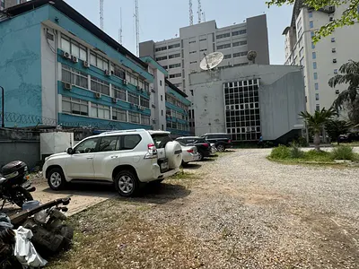 Open Plan Office Space Measuring Approximately 400 Square Meters on TH