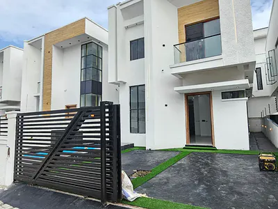 Brand New 4 Bedroom Fully Detached Duplex