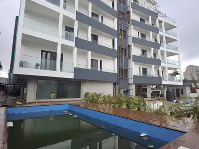 4 Bedroom Maisonette with 2 Room BQ