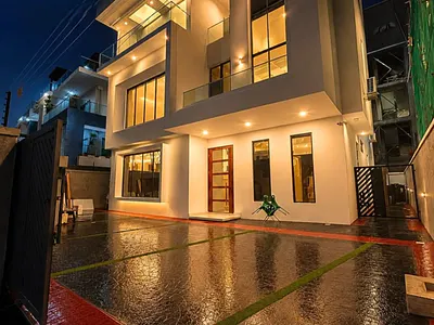 5 Bedroom Detached Duplex with BQ, Cinema, Study Room and Pool