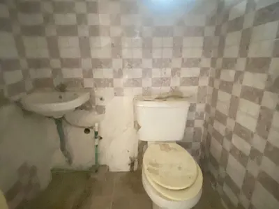 Luxury 2 Bedroom Apartment Upstairs