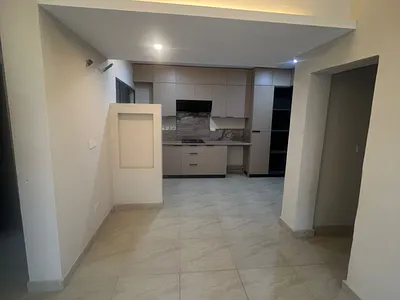 3 Bedrooms Flat with BQ