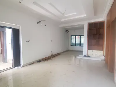 New 2 Bedroom Flats on a Tarred Road