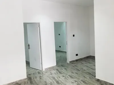 2 Bedrooms Flat