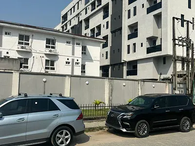 Luxury 2 Bedroom Maisonette with Contemporary Finishing @