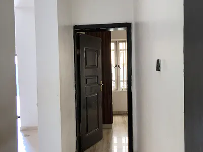 Beautiful 2 Bedroom Flat All Room Ensuite with Visitors Toilet