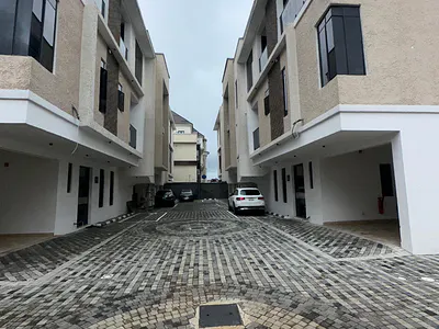 4 Bedroom Terrace Duplex with BQ