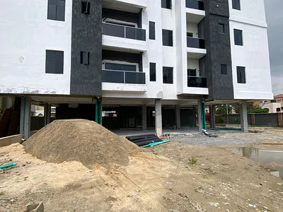 Luxury One Bedroom Apartment with Excellent Finishing