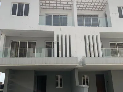4 Bedrooms Semi Detached Duplex