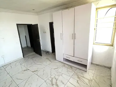 Large and Spacious Room in a 3 Bedroom