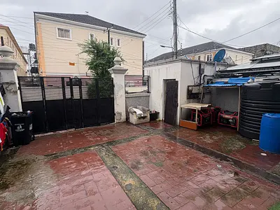 Lovely 1bedroom Flat with 2toilet 1bath