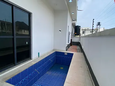 Amazing 5bedroom Duplex with a BQ and a Pool