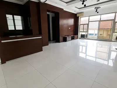 Spacious and Well Maintained 3 Bedroom Apartment with BQ