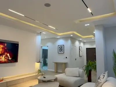 Lux 3 Bedroom Waterfront Apartment with Gym and Swimming Pool