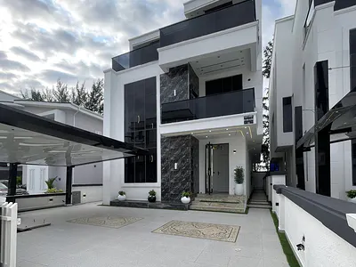 Luxury 5bedroom Fully Detached Duplex