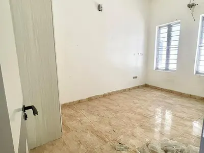 Luxury Share Single Room Upstair