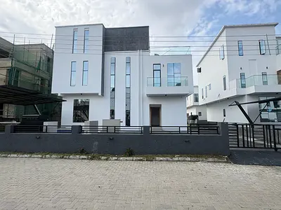 5bedroom Fully Detached Duplex