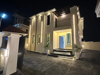 4 Bedroom Detached Duplex with BQ