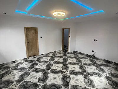 Newly Renovated 2 Bedroom Apartment