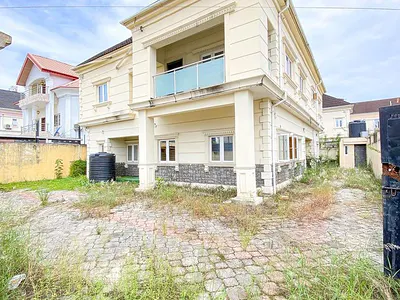 4bedroom Fully Detached Duplex for Sale