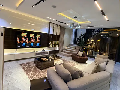 Luxury 3 Bedroom Living Serviced Apartment with Swimming Pool