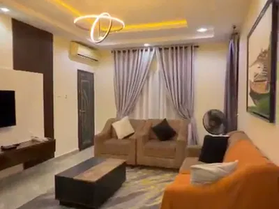 Modern 2-Bedroom Apartment with Luxury Finishes