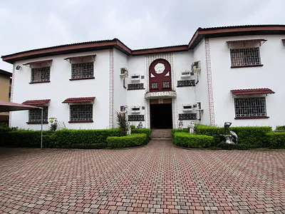 Spacious & Well Managed 3-Bedroom Apartment with BQ