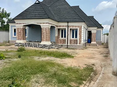 A 3 Bedroom Bungalow with 4 Toilets All Necessary Facilities
